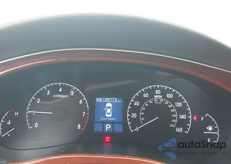 2012 Hyundai Genesis 3.8 z USA, uszkodzony, nr VIN KMHGC4DD6CU179020